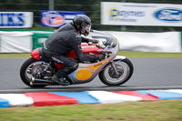 Vintage-motorcycle-club;eventdigitalimages;mallory-park;mallory-park-trackday-photographs;no-limits-trackdays;peter-wileman-photography;trackday-digital-images;trackday-photos;vmcc-festival-1000-bikes-photographs